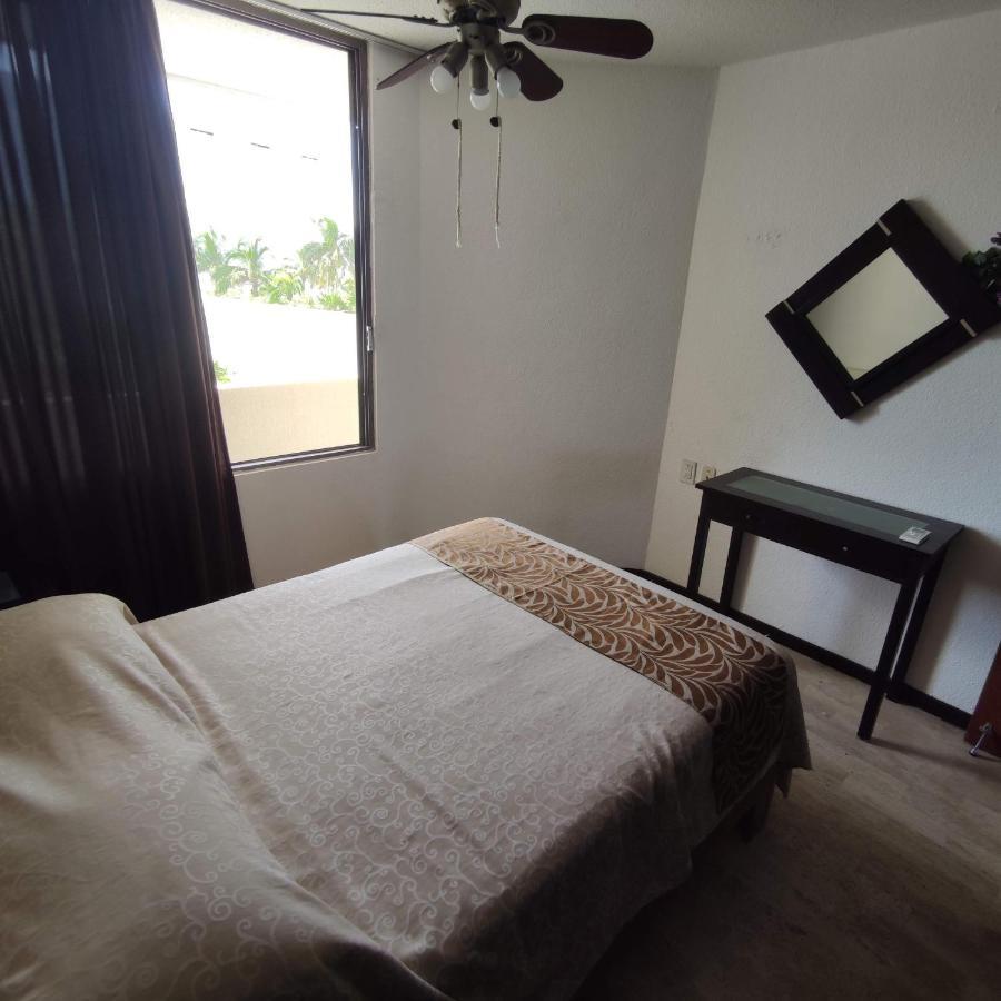 Bella Beach Condo Vacation 2 Bedrooms Cancún Eksteriør billede