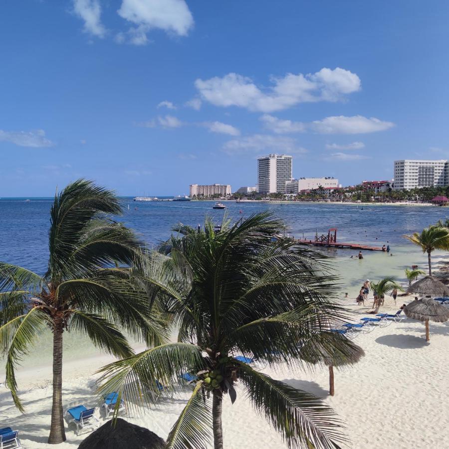 Bella Beach Condo Vacation 2 Bedrooms Cancún Eksteriør billede