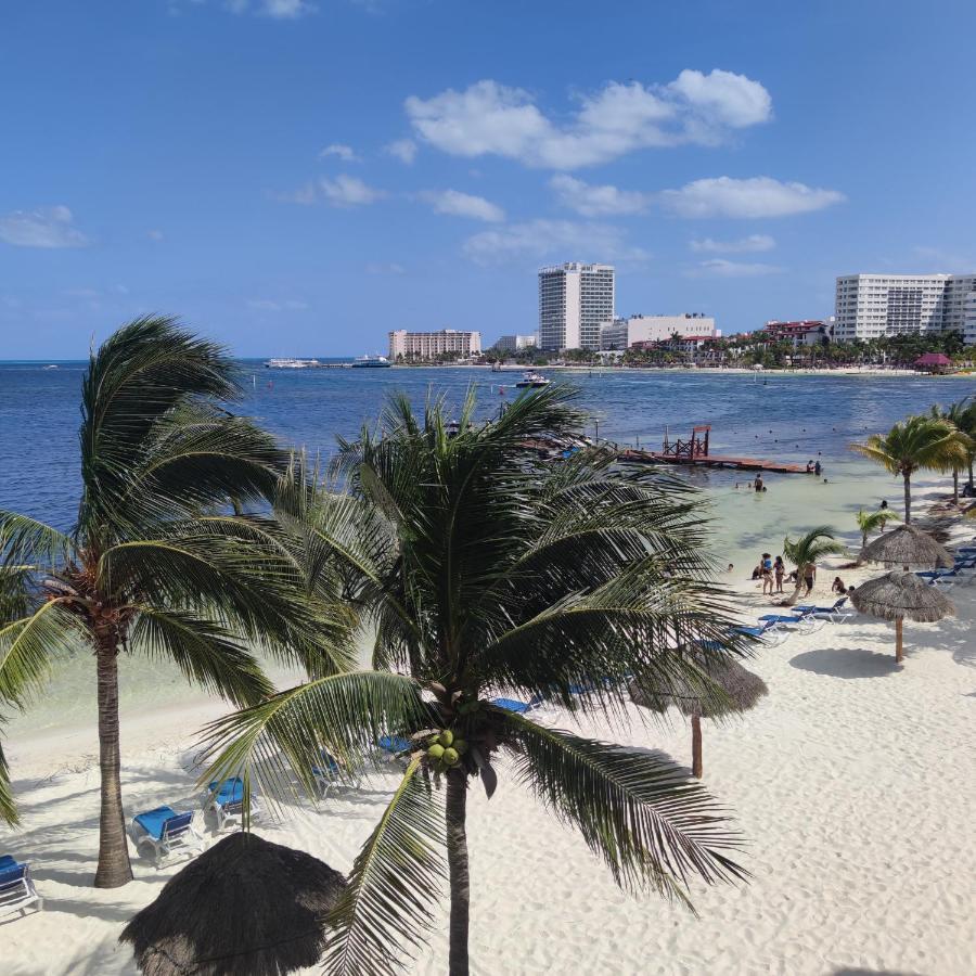 Bella Beach Condo Vacation 2 Bedrooms Cancún Eksteriør billede