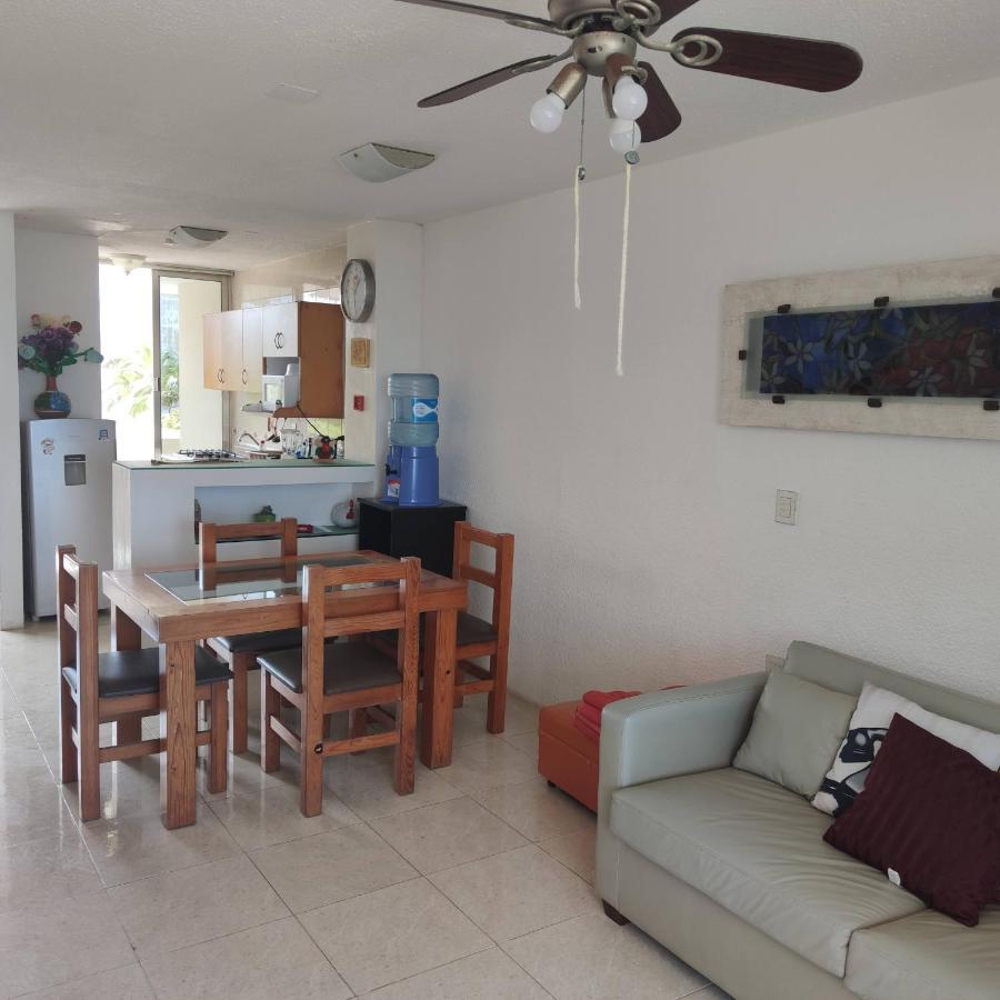 Bella Beach Condo Vacation 2 Bedrooms Cancún Eksteriør billede