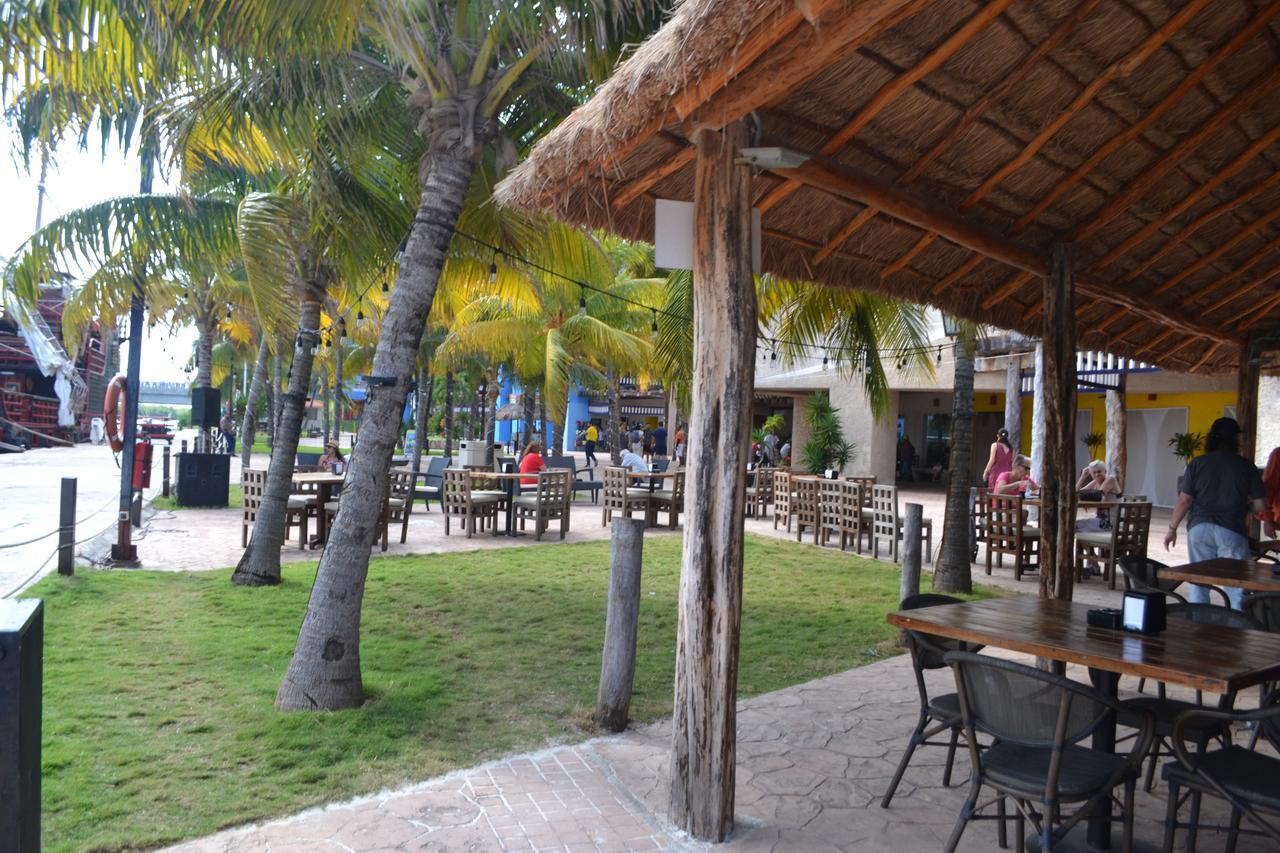 Bella Beach Condo Vacation 2 Bedrooms Cancún Eksteriør billede