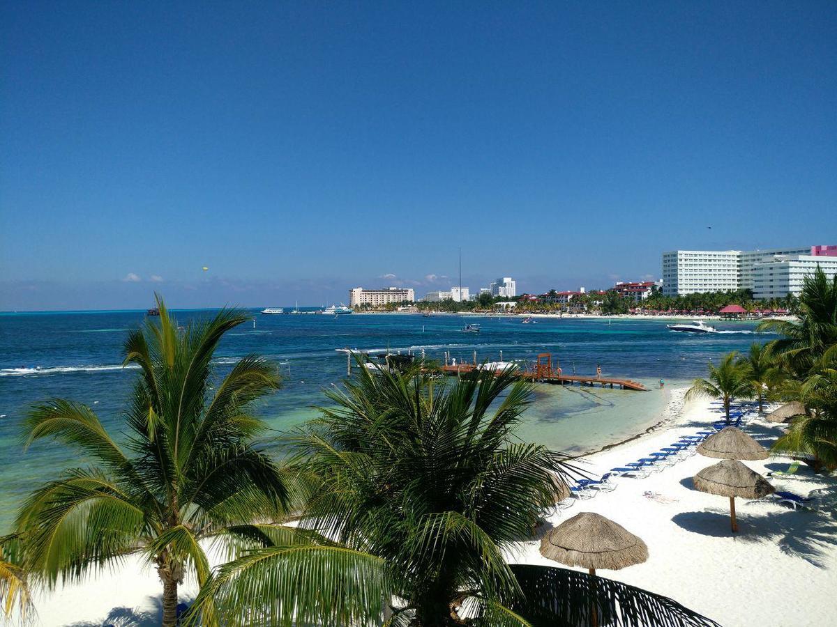 Bella Beach Condo Vacation 2 Bedrooms Cancún Eksteriør billede